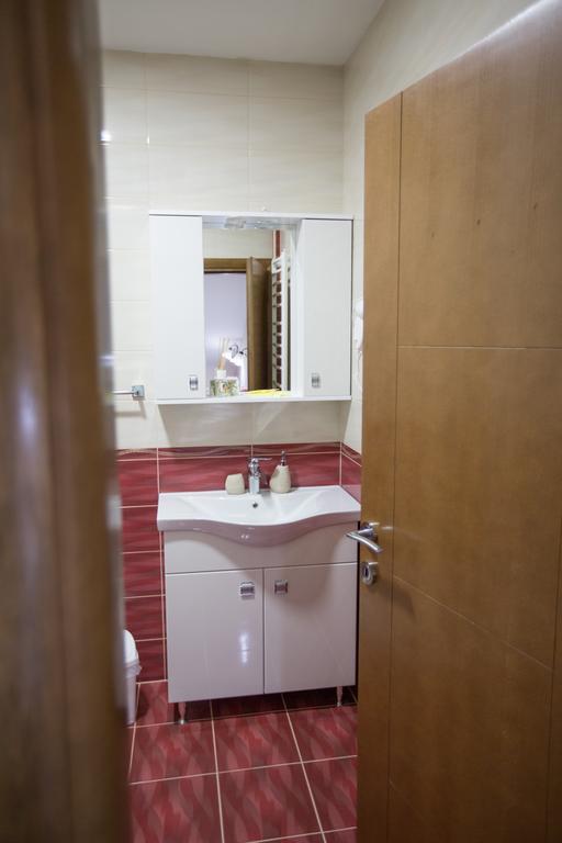 Apartmani Mg Nikšić المظهر الخارجي الصورة