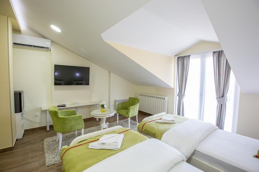 Apartmani Mg Nikšić المظهر الخارجي الصورة