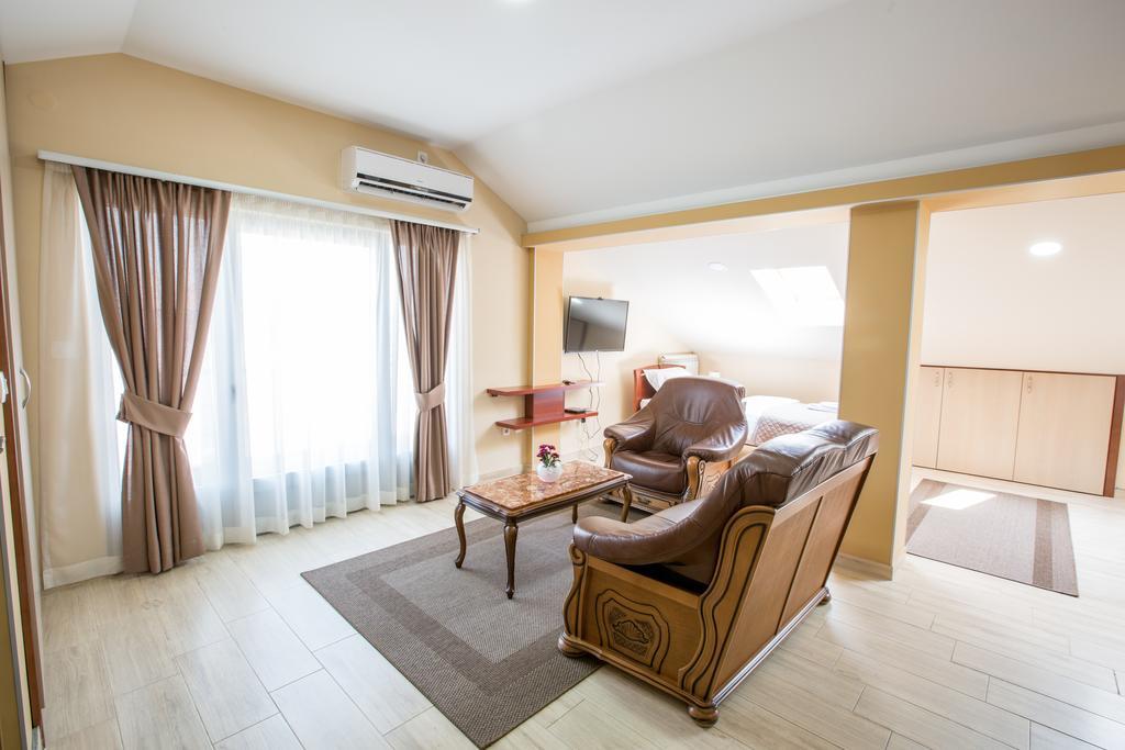 Apartmani Mg Nikšić المظهر الخارجي الصورة